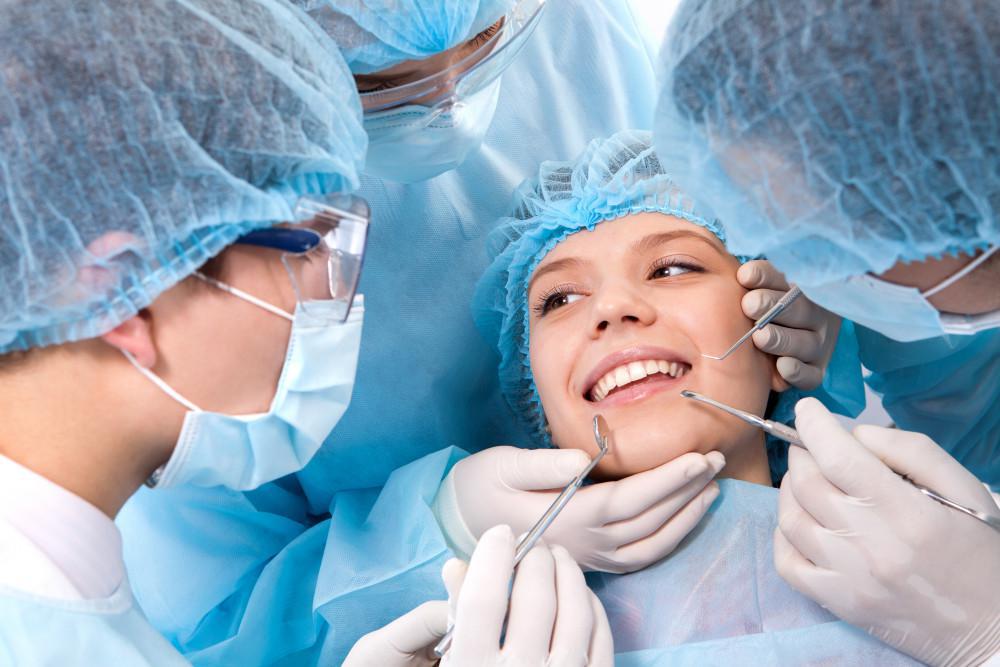 4 Tips for Preparing For Oral Surgery - Farhoumand Dentistry